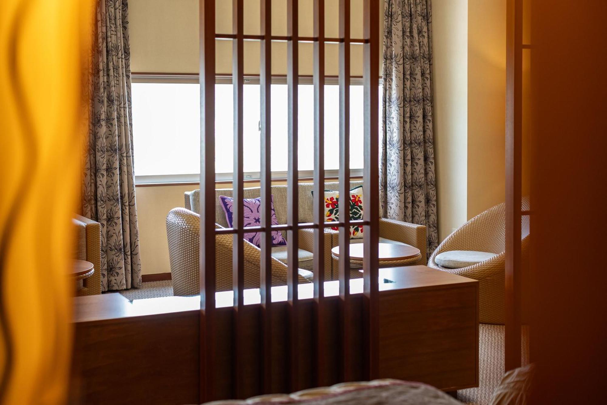 Spa Resort Hawaiians Monolith Tower Iwaki  Exterior foto